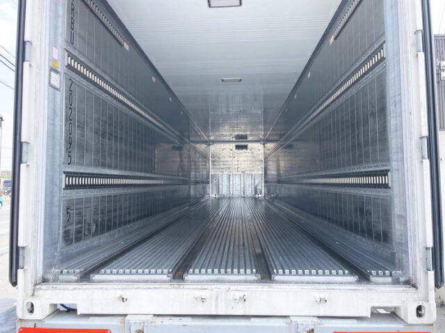 日本フルハーフ　3軸　トレーラーコンテナ冷凍車　リフトアクスル(後軸残し)　SLX i 400　エアサス