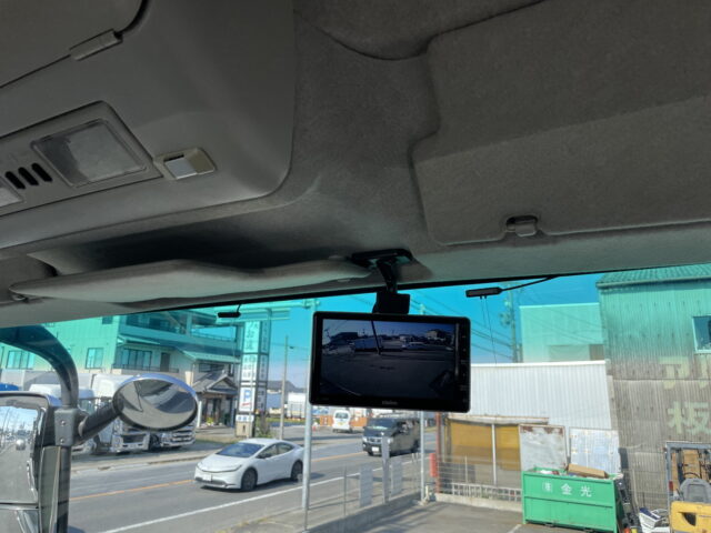 17スーパーグレート トレーラーヘッド プレミアムライン 第5輪荷重11.500㎏ ブタ鼻