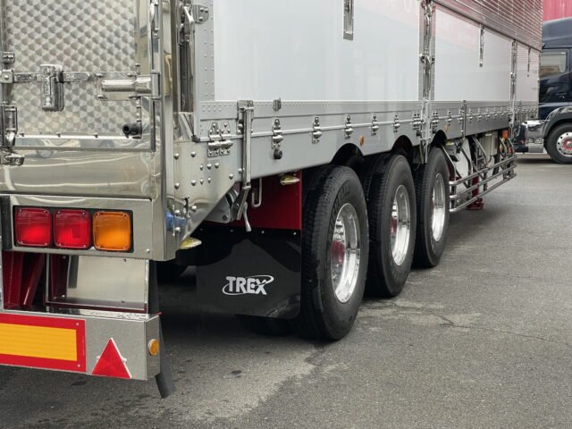 トレクス トレーラー 冷凍ウィング 未使用 3軸 リフトアクスル 前壁 冷凍機