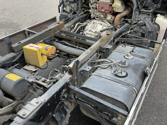 日野　デュトロ　標準幅　10尺　ダンプ　架装多数　エアー式バンパー昇降機　150馬力