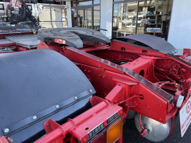 17スーパーグレート　ハイルーフ　トレーラーヘッド　460馬力　第5輪荷重11.500㎏