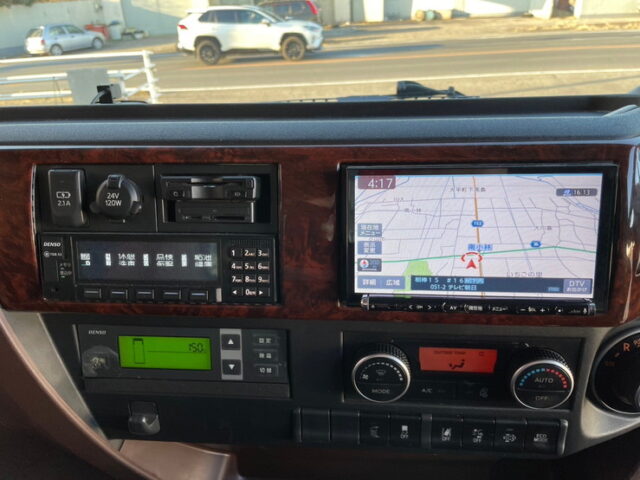 日野：１７レンジャー：ワイド：冷凍ウィング：AT：トレクス造りボデー：ステンレス多数：アルミホイール　