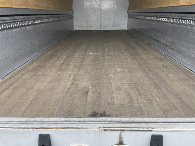 日野　17レンジャー　ハイルーフ　6200ワイド　エアサス　格納ゲート　低走行