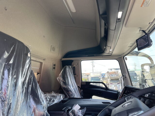 現行スーパーグレート：スーパーハイルーフ：ウィング：プレミアムライン：未使用