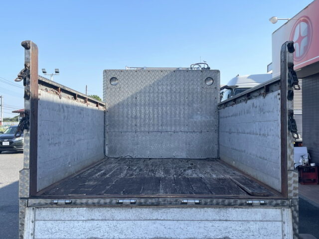 いすゞ：エルフ：造り平ボディ：内装生地張り：5MT：オバＱバンパー：フロントバイザー：架装多数