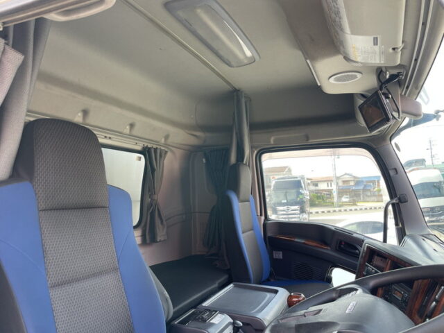 いすゞ：ギガ：ハイルーフ：ウィング：アルミホイール：スムーサー：木床