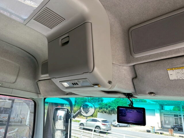 スーパーグレート：ハイルーフ：ウィング：架装多数：木床：380馬力