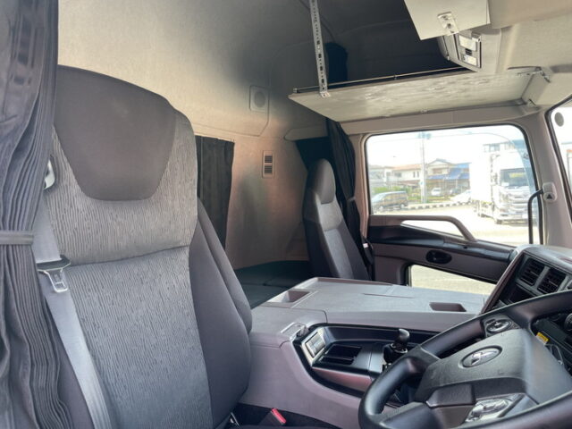 17スーパーグレート：ハイルーフ：ウィング：メッキ多数：アルミホイール