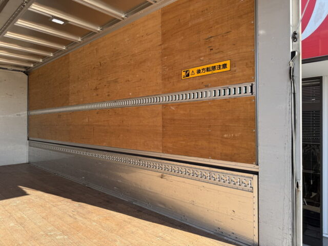 日野：17レンジャー：ハイルーフ：ウィング：6200ワイド：エアサス：跳上パワーゲート