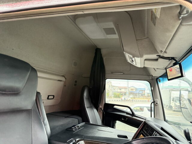 17スーパーグレート：ハイルーフ：ウィング：プレミアムラインエグゼクティブ：寝台メッキ