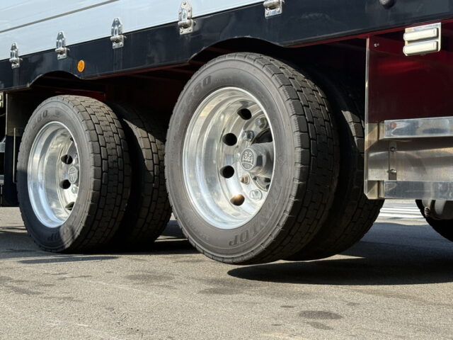 日本トレクス：トレーラー冷凍ウィング：段付き：2軸：前壁冷凍機：リフトアクスル