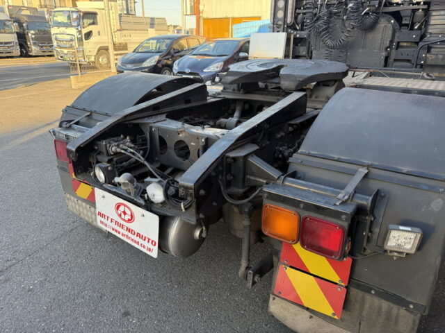 17スーパーグレート：ハイルーフ：トレーラーヘッド：アルミホイール：第5輪荷重11.500㎏