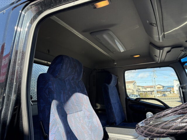 日野：レンジャープロ：ウィング：ボディ枠ステンレス：90アオリ：240馬力：エアサス