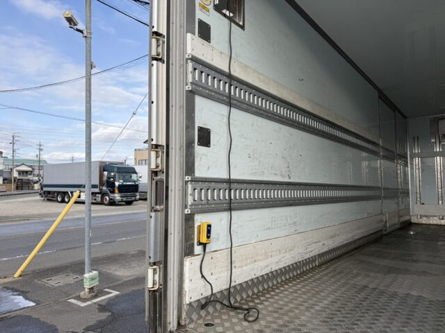 日野:17レンジャー:冷凍バン:菱重製冷凍機TDJS50DC:格納ゲート:アルミシマ床