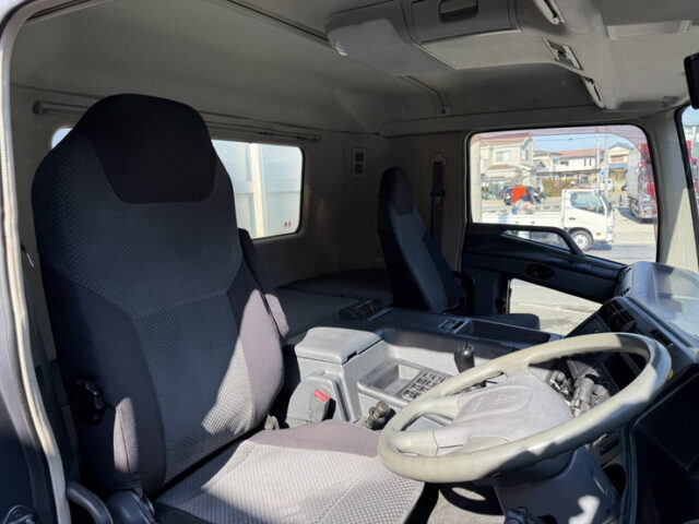 スーパーグレート：ウィング：アルミホイール：架装多数：国産エンジン：7速MT