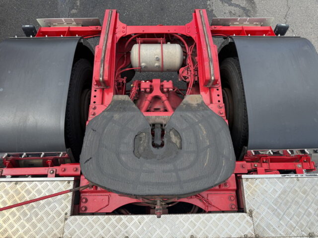 日野:17プロフィア:ハイルーフ:トレーラーヘッド:架装多数:アルミホイール