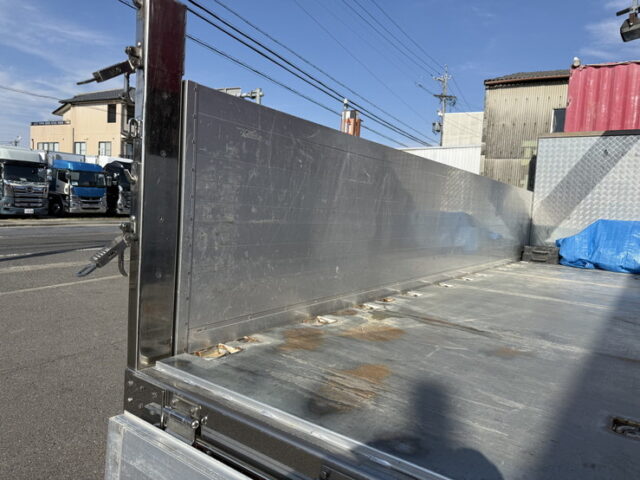 ファイター:増トン:クレーン:セミワイド:5Mボデー:架装多数:270馬力