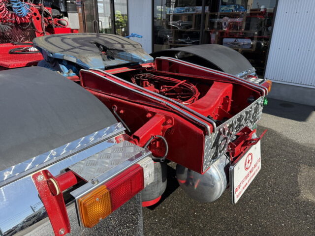 日野：テラヴィ：ハイルーフ：トレーラーヘッド：後輪エアサス：V8ツインターボ