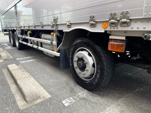 H30 プロフィア　アルミウィング　リア門口ステンレス　