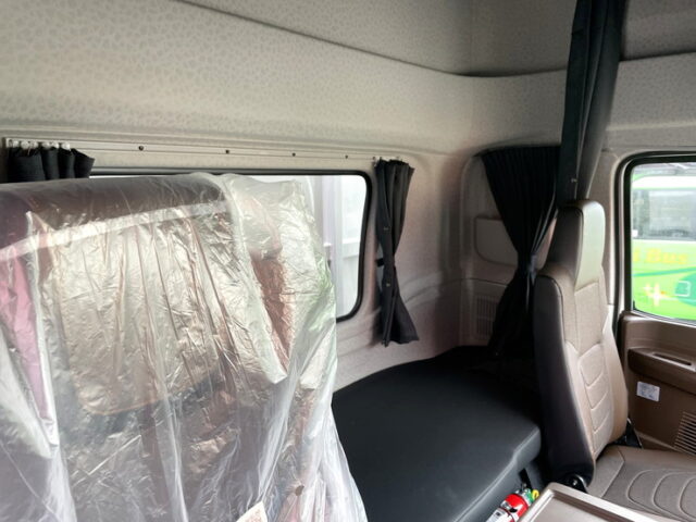 いすゞ　ギガ　登録済み未使用車　ハイルーフ　リア門工ステンレス　アルミホイール