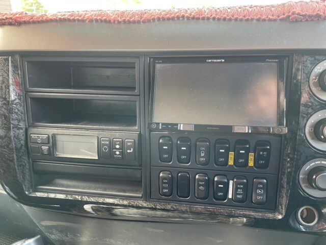 三菱ふそう　ファイター　ハイルーフ　冷凍ウィング　ヤマダボディ　ステンレスサイドバンパー　