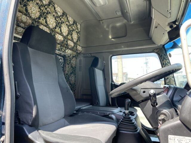 日野　レンジャープロ　ハイルーフ　冷凍ウィング　90アオリ　6400ボデー　架装多数