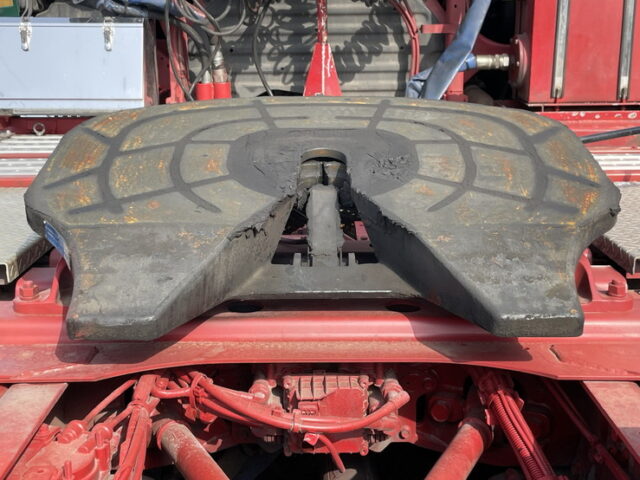 日野:17プロフィア:ハイルーフ:トレーラーヘッド:PTO付:ダンプレバー:メッキ多数