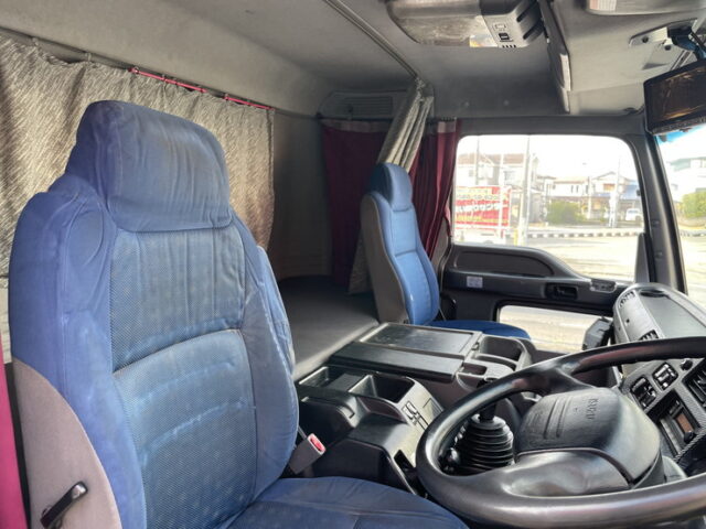 いすゞ：ギガ：冷凍ウィング：菱重製直結冷凍機：ジョロダーレール4列：アルミシマ床