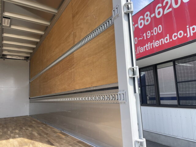 日野：17レンジャー：ハイルーフ：ウィング：6200ワイド：エアサス：格納ゲート