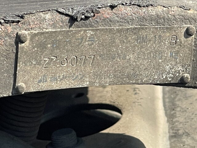 日野：テラヴィ：ハイルーフ：トレーラーヘッド：V8：ツインターボ：エアサス