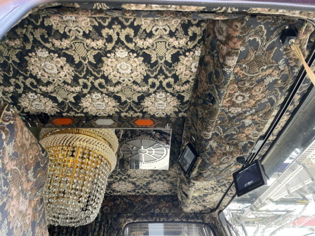 いすゞ：フォワード：デコトラ：キャンピング登録：箱内部屋仕様：マニ割り