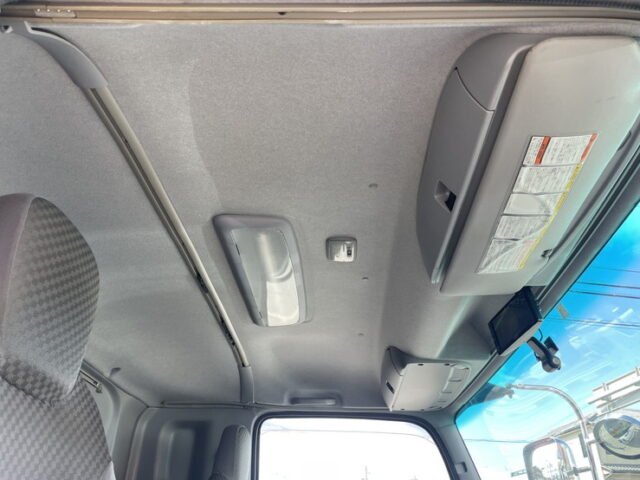 いすゞ：フォワード：増トン：ウィング：7200ボデー：ワイド：6発ターボ