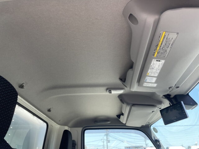 日野：デュトロ：アルミバン：ワイドロング：木床：横扉：150馬力：AT車