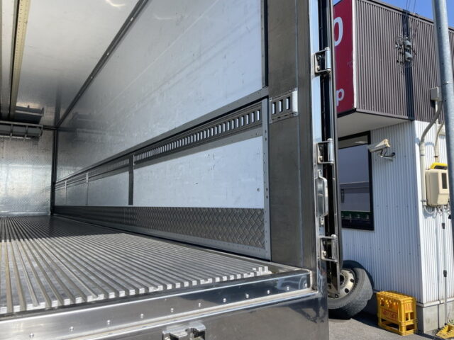 17スーパーグレート：ハイルーフ：冷凍ウィング：架装多数：90アオリ