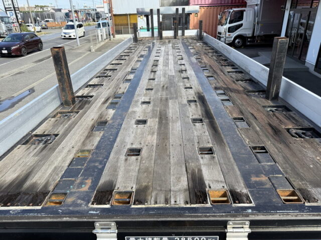 トレクス：平床セミトレーラー：アオリ20㎝：5方開：3軸：板バネ：最大積載量28.500㎏