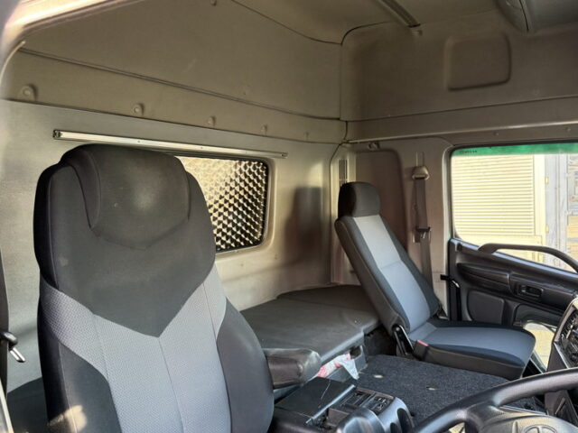 日野:プロフィア:ハイルーフ:冷凍バン:架装多数:サブエンジン:ジョロ4キーストン