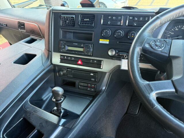 17スーパーグレート：ハイルーフ：ウィング：ステンレス多数：リア門口ステンレス