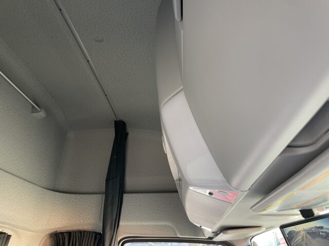 いすゞ　ギガ　ハイルーフ　ウィング　未使用車　アルミホイール　メッキ多数