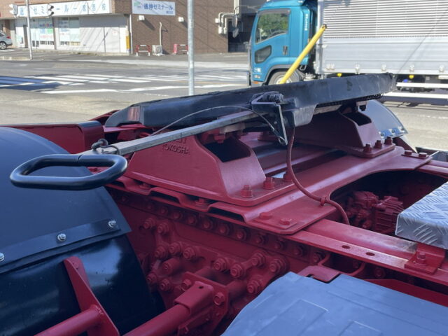 17スーパーグレート　ハイルーフ　トレーラーヘッド　460馬力　第5輪荷重11.500㎏