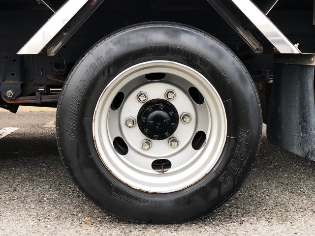 【197】いすゞ　エルフ　冷凍バン　格納ゲート　ワイドロング