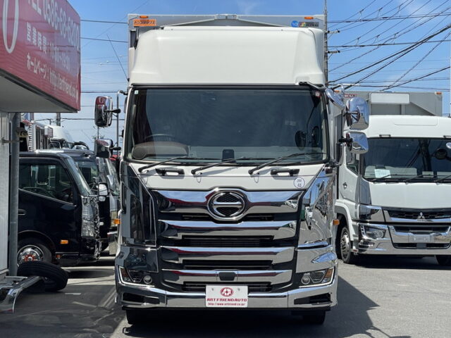 日野　17プロフィア　未使用　ハイルーフ　アルミホイール　リア門口ステンレス　7速MT