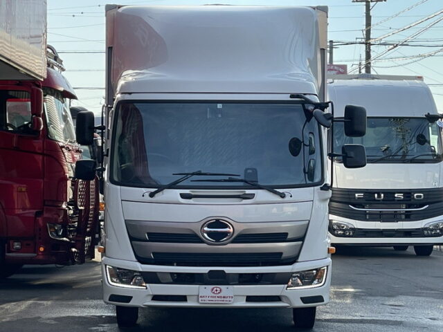 日野　17レンジャー　ウィング　6200ワイド　後輪エアサス　格納ゲート付　240馬力