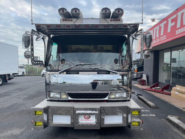 いすゞ　フォワード　庫内部屋仕様　ステンレスパーツ多数　ロケット