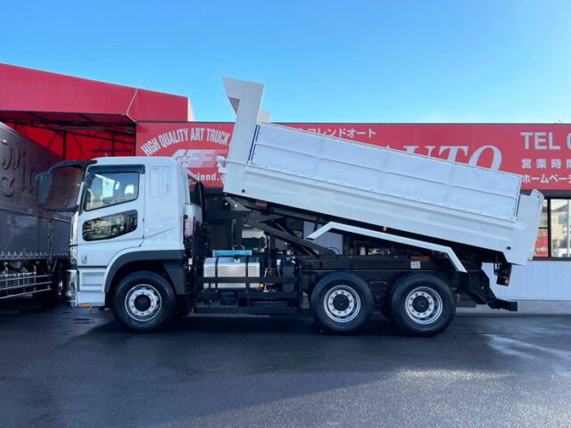 【1576】R5　17スーパーグレート　ダンプ　5100×2200　未使用　7速MT　新明和ボデー