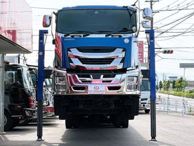 【1495】R2　ギガ　ハイジャッキセルフ　4段クレーン　ウィンチ付　TADANO　歩みハンガー歩み付