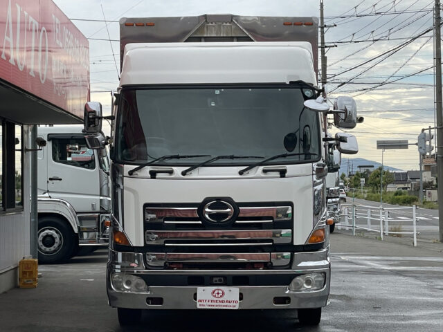 日野　プロフィア　ハイルーフ　ウィング　寝台メッキ　ステンレス多数