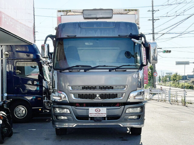 スーパーグレート　ハイルーフ　ウィング　ヤマダ造りボデー　国産エンジン　7速MT