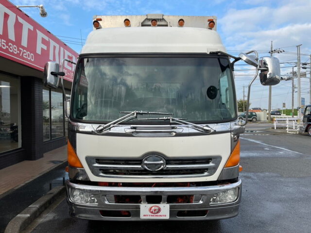 日野　レンジャープロ　ハイルーフ　240馬力　アルミウィング　　寝台メッキ　ステンレス多数　