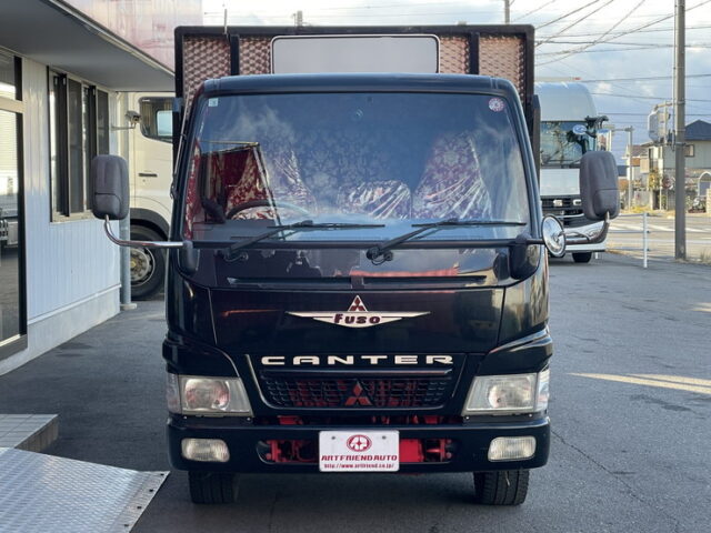 キャンター　平ボデーアルミブロック　標準幅　ロング　6速ＭＴ　生エンジン