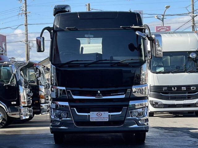 17スーパーグレート　ハイルーフ　トレーラーヘッド　460馬力　第5輪荷重11.500㎏